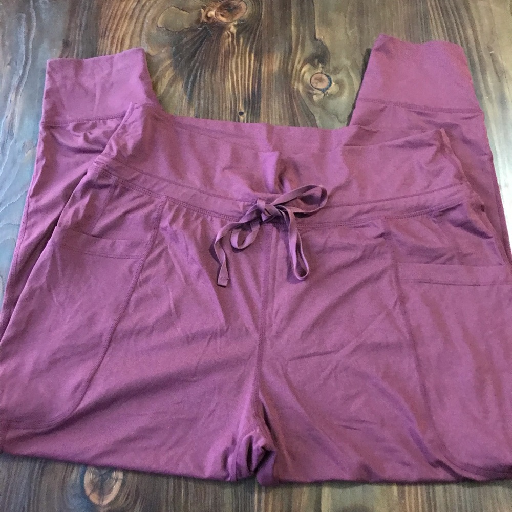 Fabletics xl joggers